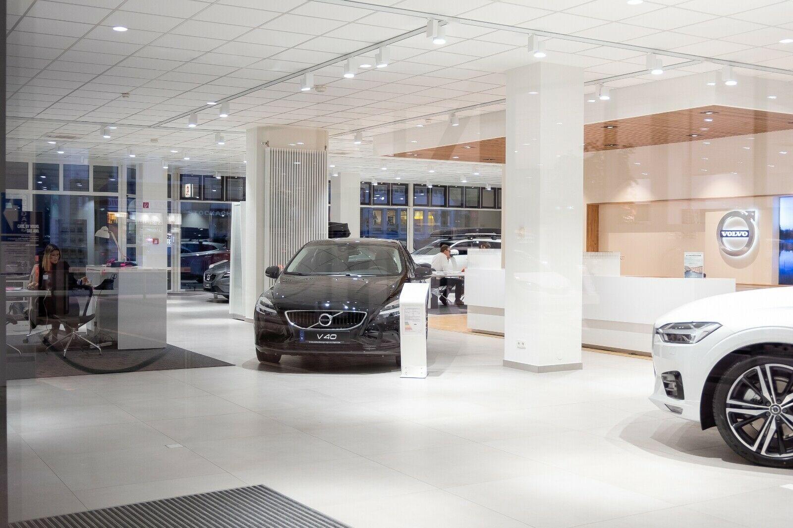 showroom-image-main