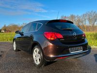Opel Astra J Lim. 1.4 Energy Kamera Klimaauto. PDC