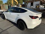 Tesla Model Y Long Range Dual Motor AWD Long Range - Tesla Model Y: mit Anhängerkupplung