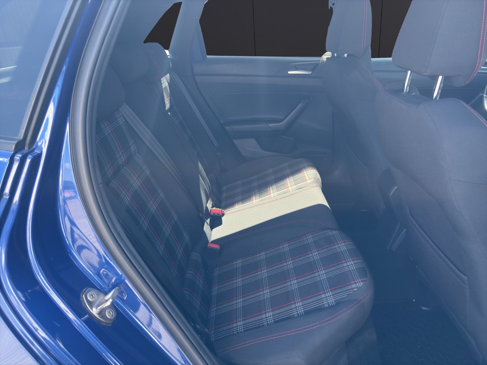 Fahrzeugabbildung Volkswagen Polo VI GTI/ACC/Ambiente/Winter Paket/Sport