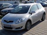 Toyota Auris Team Klima/PDC/MFL/16"/Allwetter/S-heft - Toyota Auris mit Benzin-Antrieb: Limousine