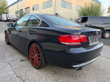 BMW 330 - 5