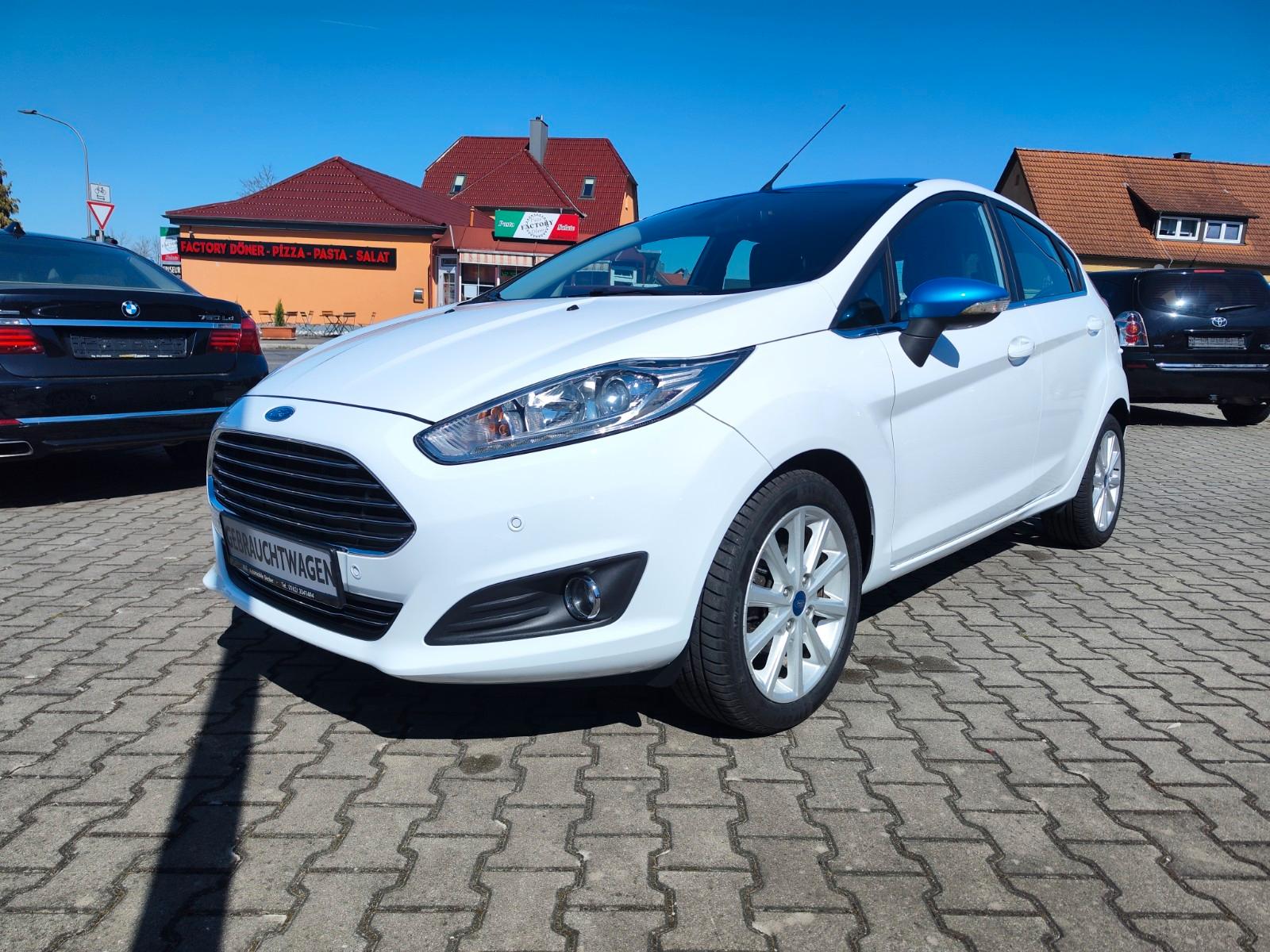Ford Fiesta*Titanium*Navi*SHZ*PDC*KLIMA*KEYLESS*TOP*