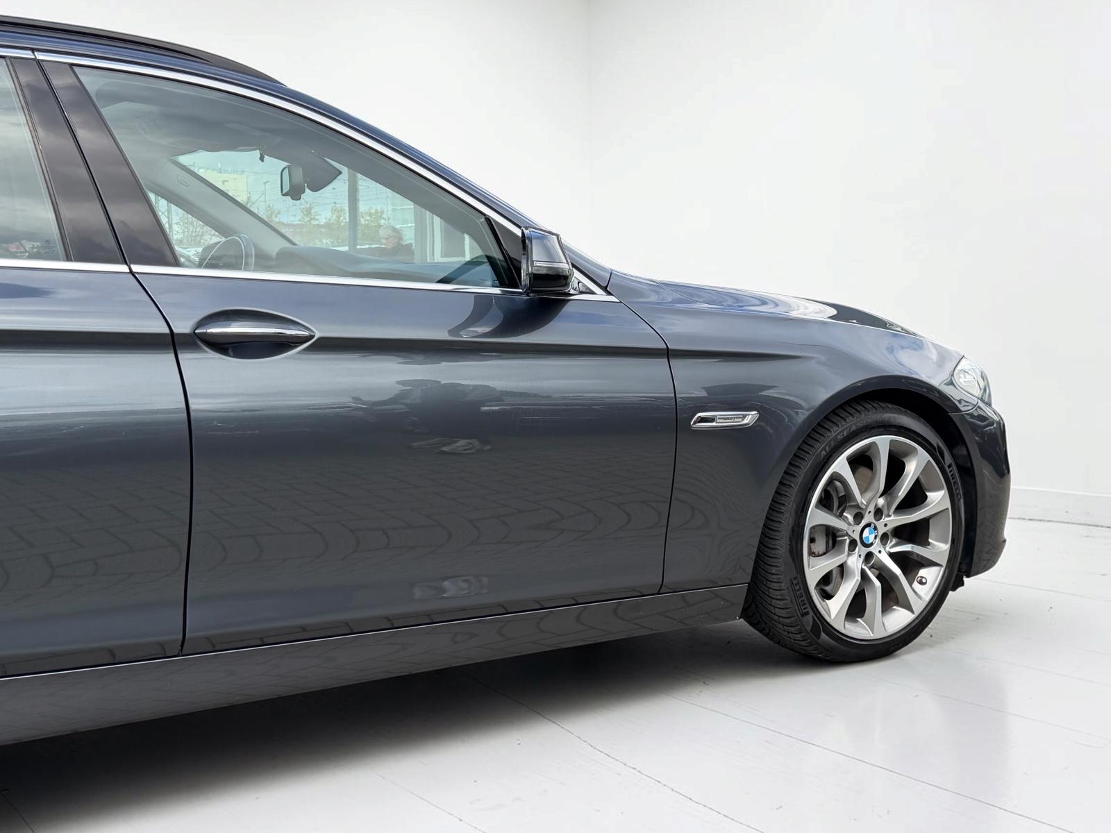 BMW 530 xDrive* H&K*HUD*PANO*LEDER*ACC*AHK*XENON*LED