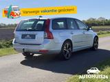 Volvo V50 2.0 Business Pro Edition NAVI|LEDER|TREKHAAK - gebrauchte Volvo V50 aus dem Jahr 2011