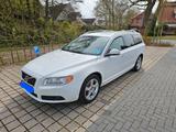 Volvo V70 2.5T Summum Bifuel (Erdgas/Benzin) - Volvo V70 mit CNG-Antrieb