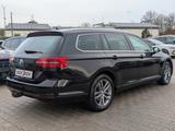 Volkswagen Passat 2.0 TDI Comfortline MATRIX*AHK - Volkswagen Passat mit Diesel-Antrieb: Kombi
