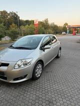 Toyota Auris 2.0 D-4D (2008) | TÜV bis 02/... - Toyota Auris in Dresden
