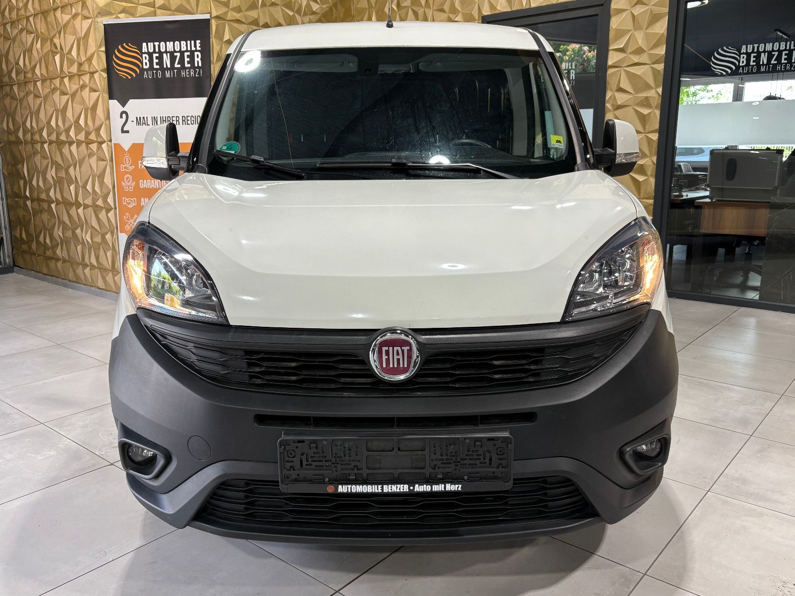 Fahrzeugabbildung Fiat Doblo SX Kasten/3-SITZ/PDC/KLIMA/TEMPOMAT