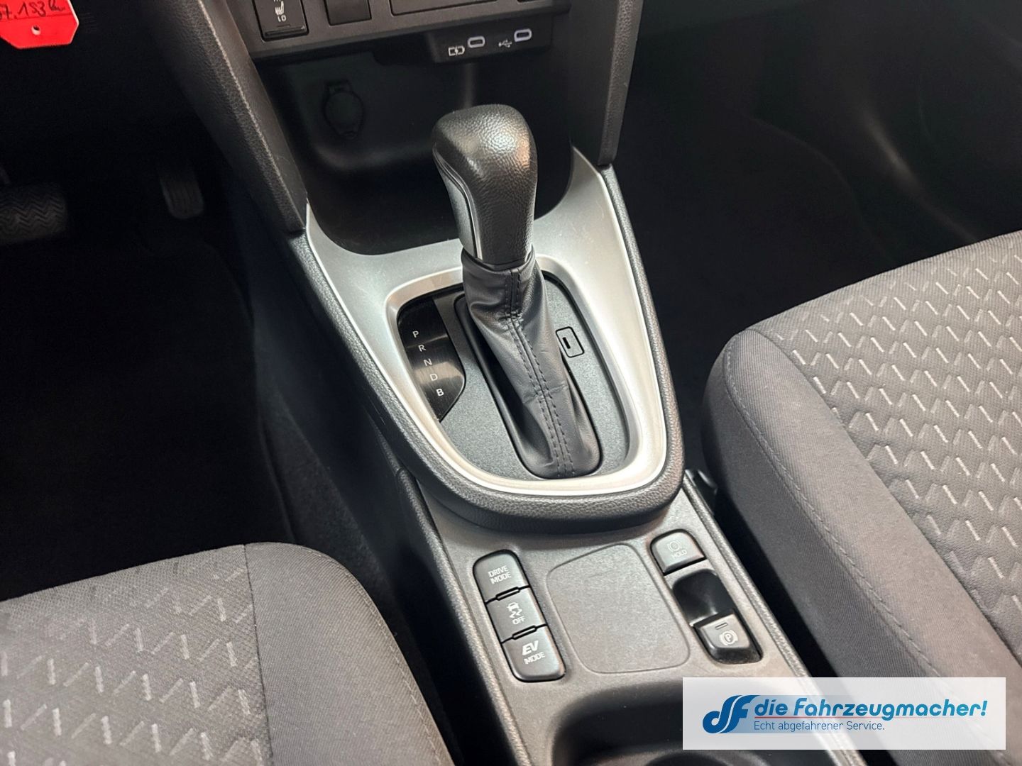 Fahrzeugabbildung Toyota Yaris Cross ACTIVE Hybrid DAB Spurhalteass. Fern