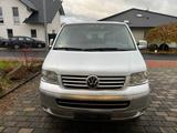 Volkswagen VW T5 Caravelle - gebrauchte VW T5 Caravelle aus dem Jahr 2005