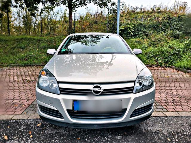 Opel Astra H 2005 wenig KM Steuerkette neu