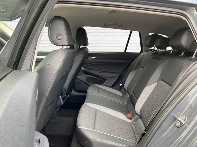 Fahrzeugabbildung Volkswagen Golf Variant Energy 1.5l eTSI KLIMA LED NAVI ALU