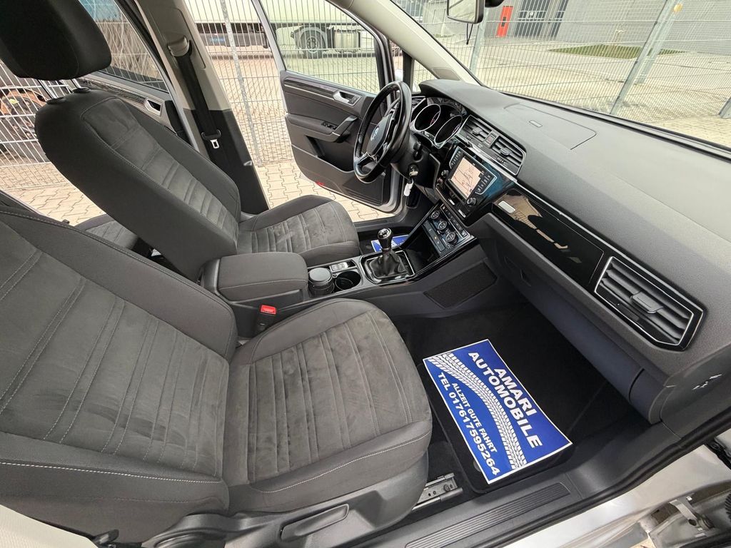 VW Touran - Bild 30