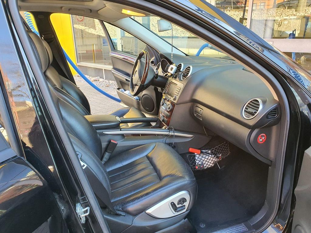 Mercedes-Benz ML 500