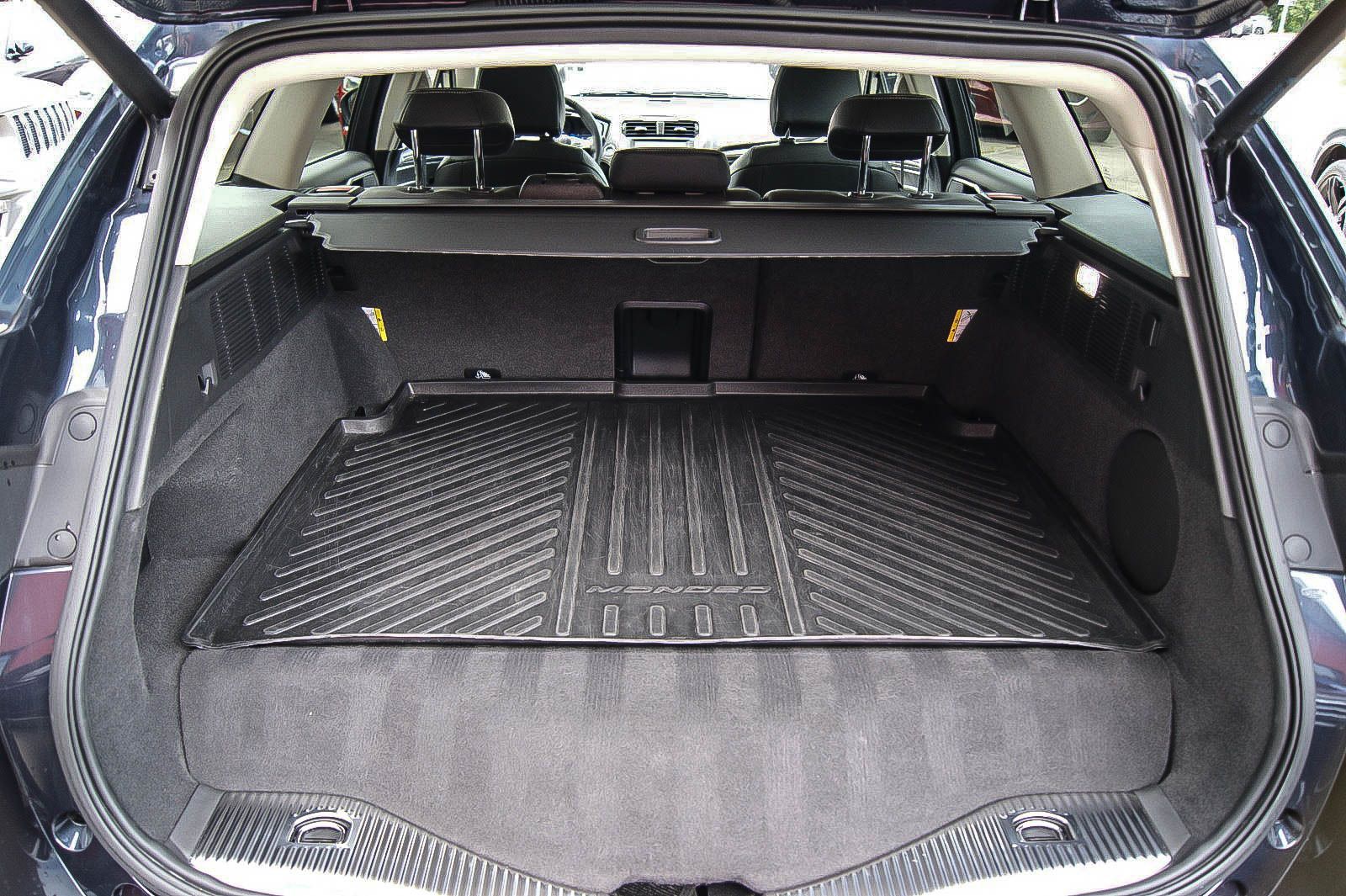 Fahrzeugabbildung Ford Mondeo Turnier 2.0 Hybrid Vignale 1.HAND ANHÄNZV