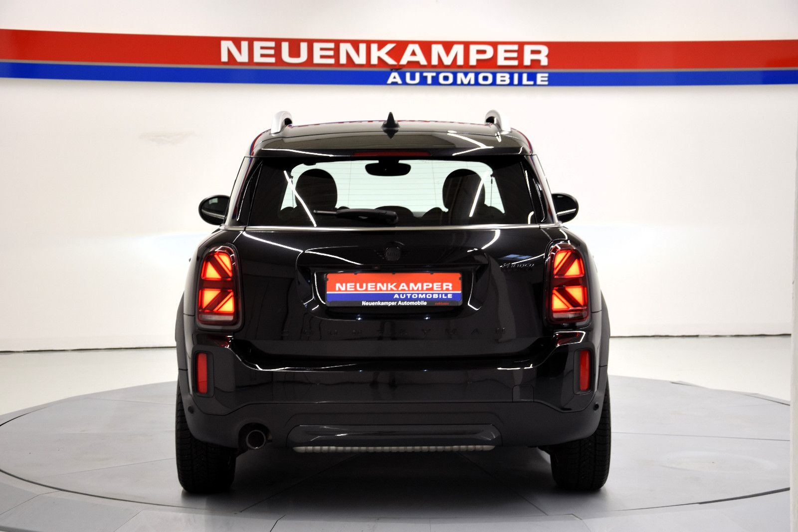 Fahrzeugabbildung MINI COOPER Countryman Classic Trim Leder Navi Kamera