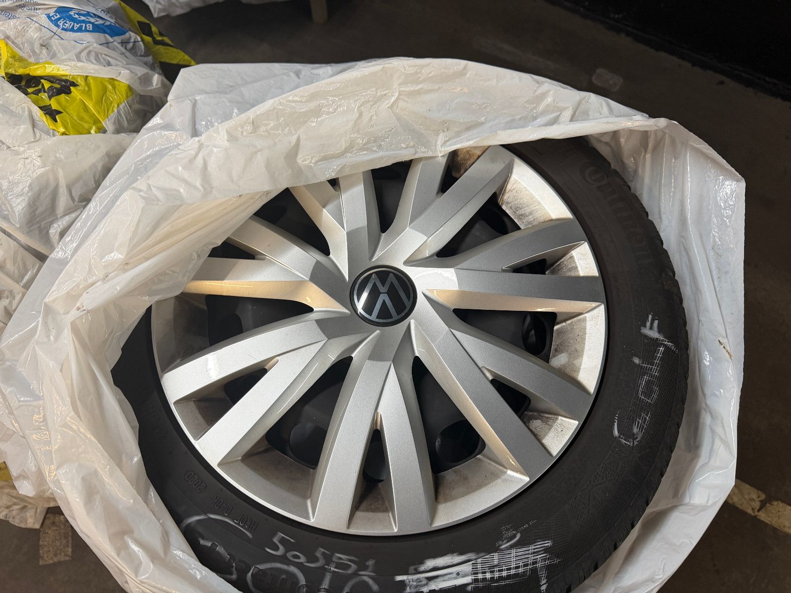 Fahrzeugabbildung Volkswagen Golf Sportsvan VII Lounge /AUTOMATIK/ACC/SHZ/