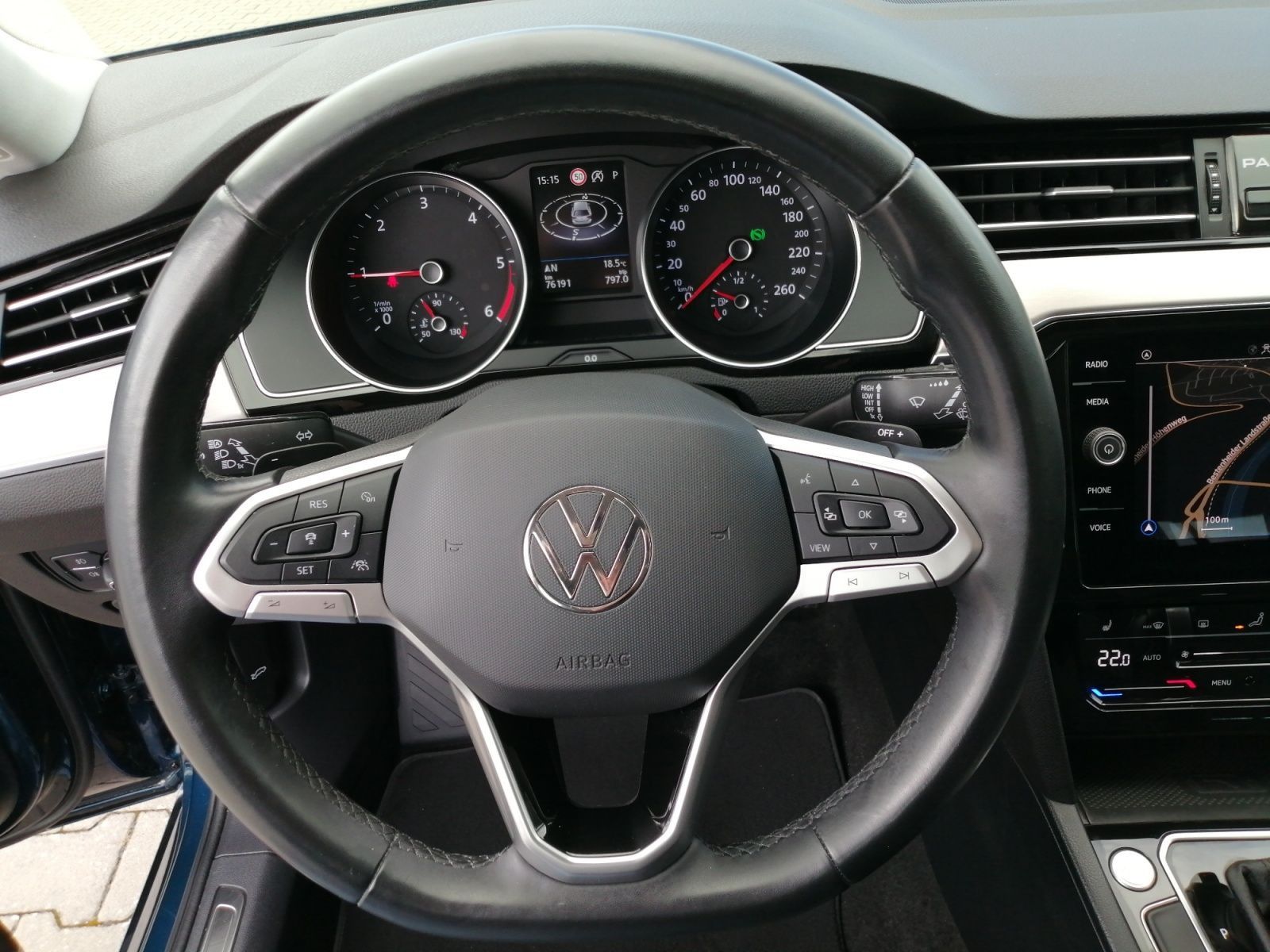Volkswagen Passat Variant - Bild 13