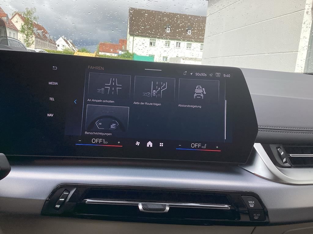 BMW 223 Active Tourer - Bild 26