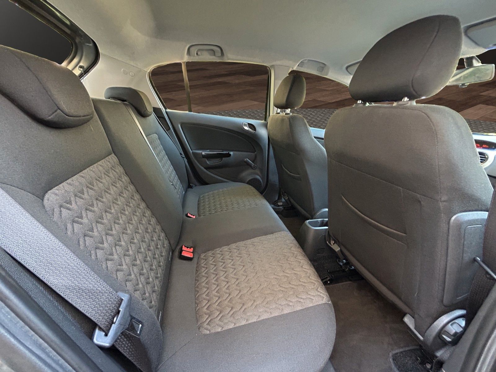 Fahrzeugabbildung Opel Corsa D Active/Top Gepflegt/2.Hand/Service Neu