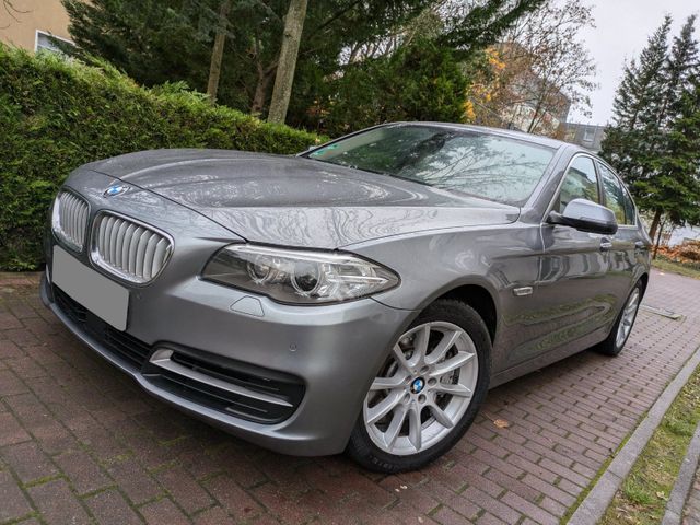 BMW 550i - Standheizung Panorama Scheckhef...