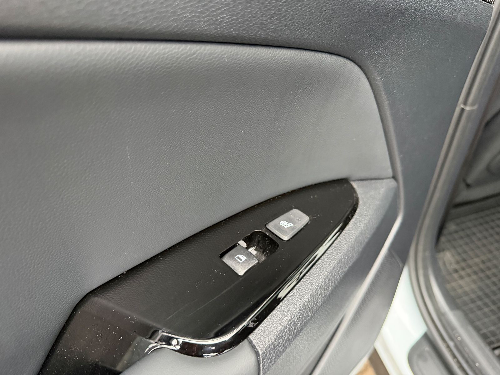 Fahrzeugabbildung Kia Sportage Hybrid*PANO*ACC*BILED*KAMERA*PDC*ALU