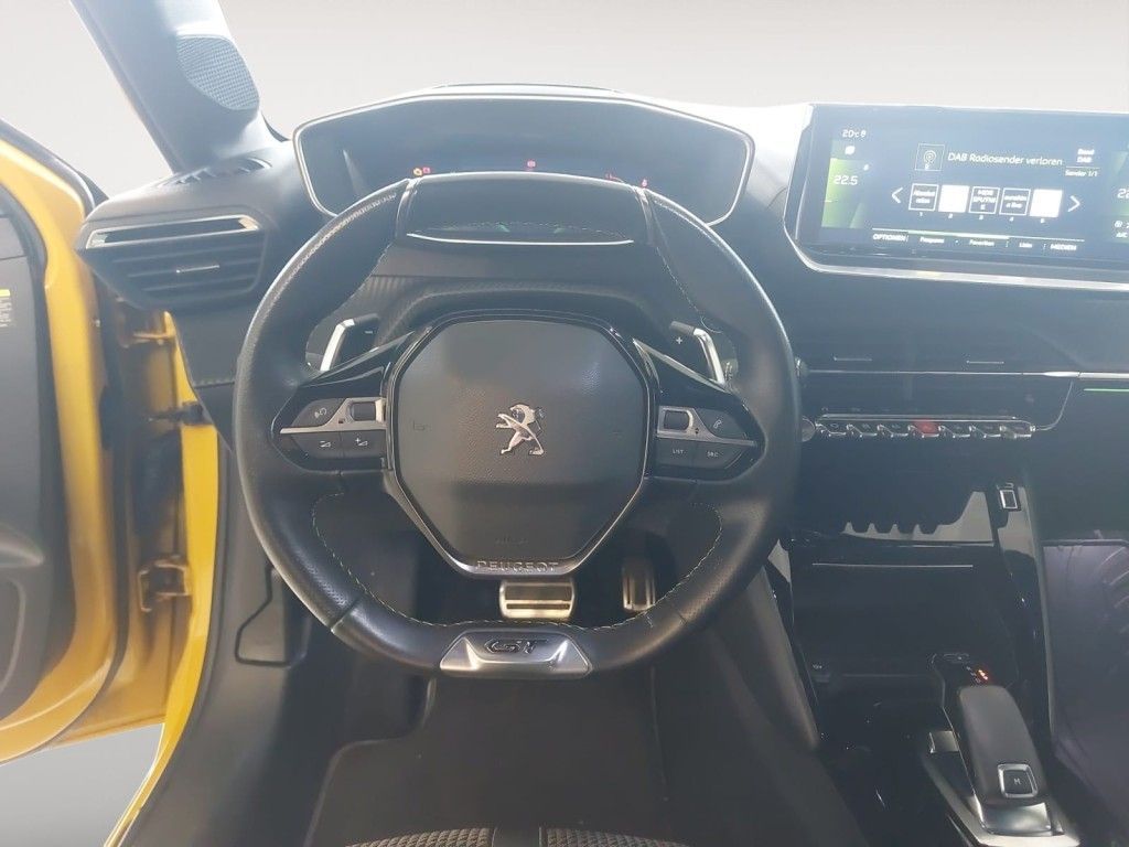 Fahrzeugabbildung Peugeot 208 PureTech Allure 130 EAT8 GTline
