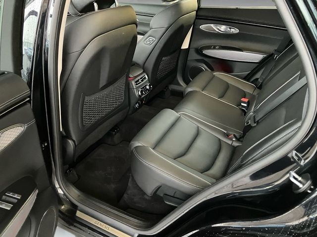 Fahrzeugabbildung Genesis GV70 Luxury 4WD PANO 360° HUD LED