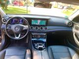 Mercedes-Benz E 400 4MATIC EXCLUSIVE Autom. EXCLUSIVE - Mercedes-Benz E 400 Gebrauchtwagen in Stuttgart