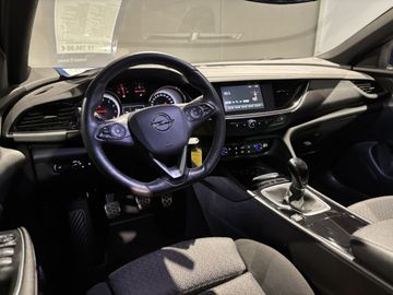 Fotografie des Opel Insignia Sports Tourer 1.5 DI Turbo Dynamic LED