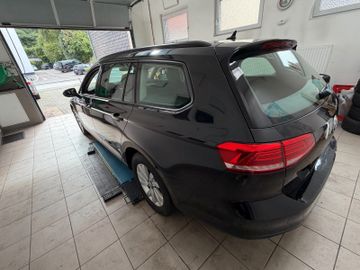 Volkswagen Passat Variant - 3
