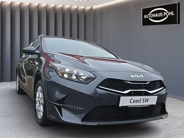 Kia Ceed_SW 1.5T 140 DCT7 VIS KOMF+ (NAV)