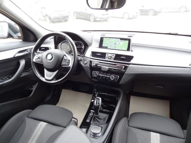 Fahrzeugabbildung BMW X2 sDrive 18d/M-Paket/Pano/HUD/Kamera/Navi/150PS