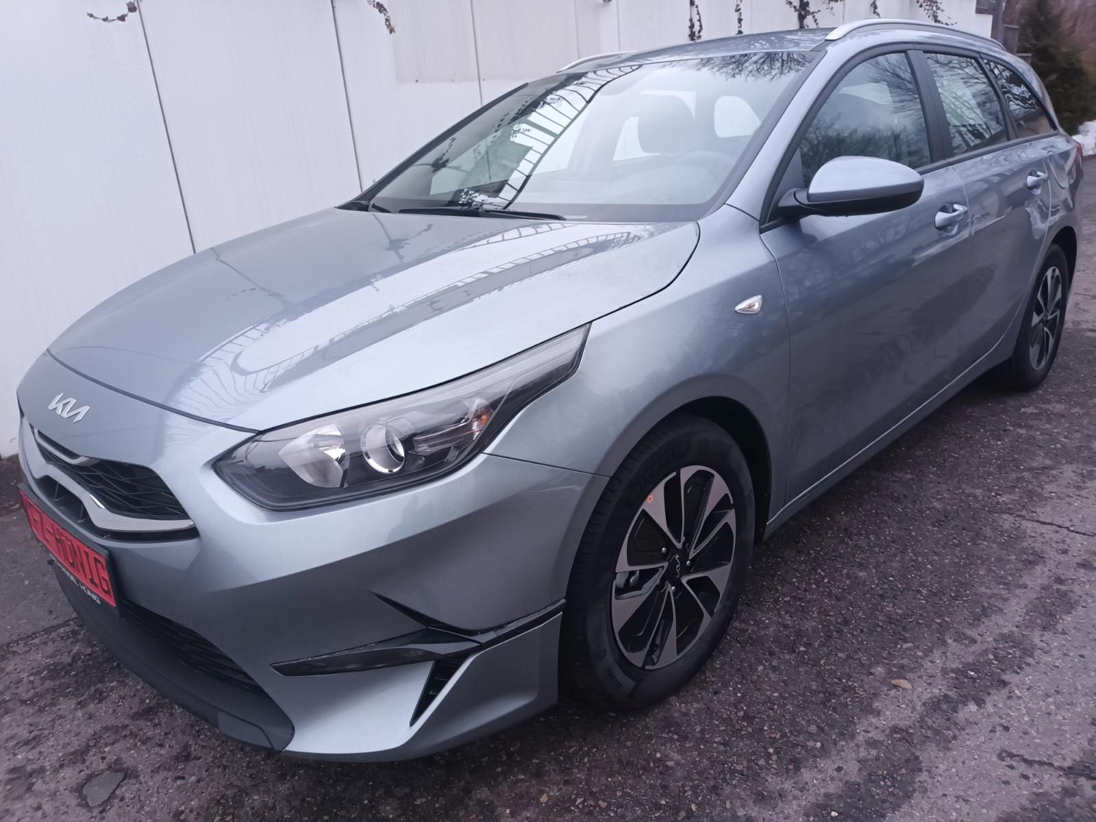 Kia CEED SPORTWAGON 1.5T-GDI 7DCT NAVI+GARANTIE 2033