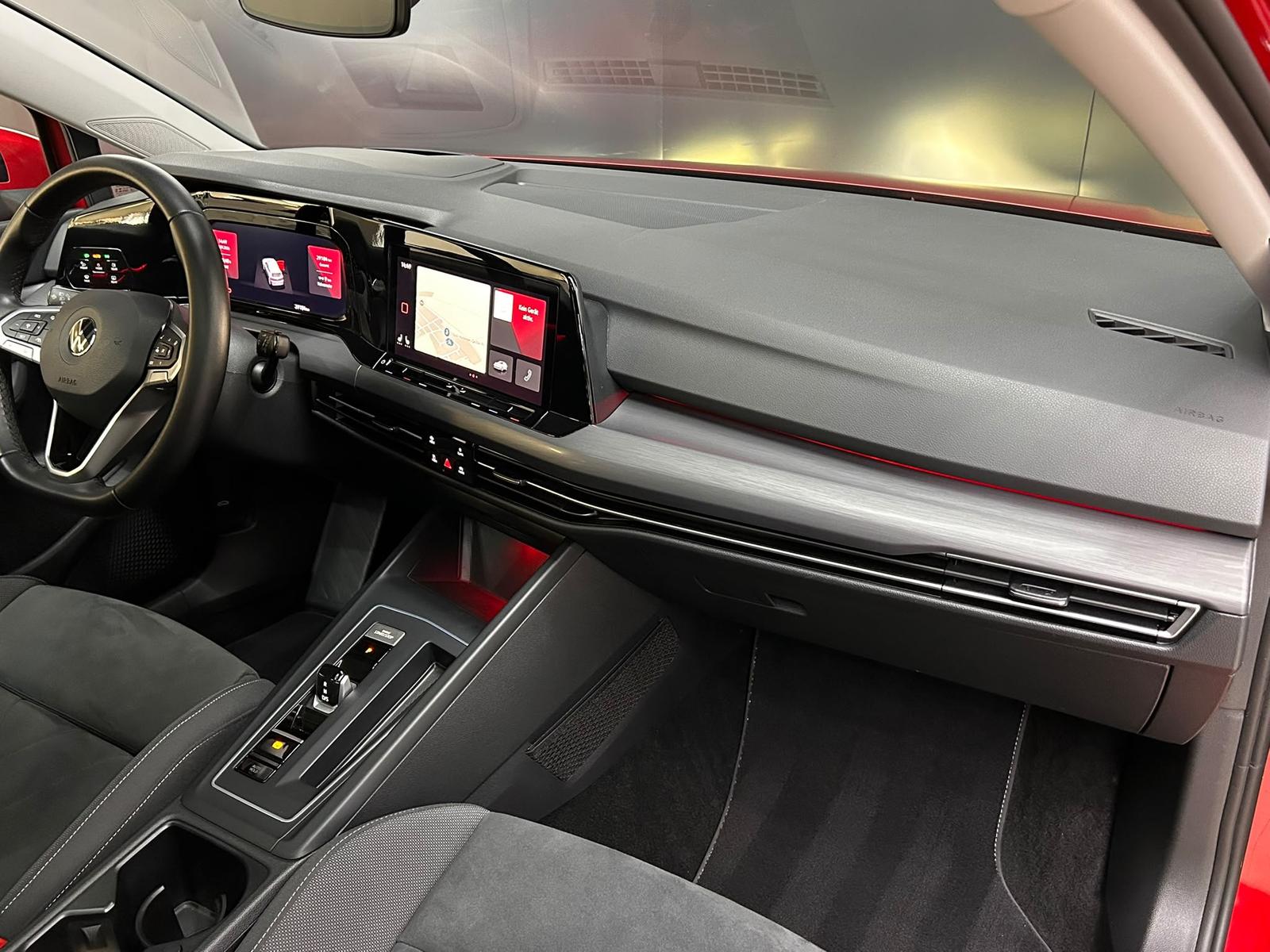VW Golf 8 Pack Style eHyb1,4TSI PANO+HUD+MATR+KAM+AHK — 11