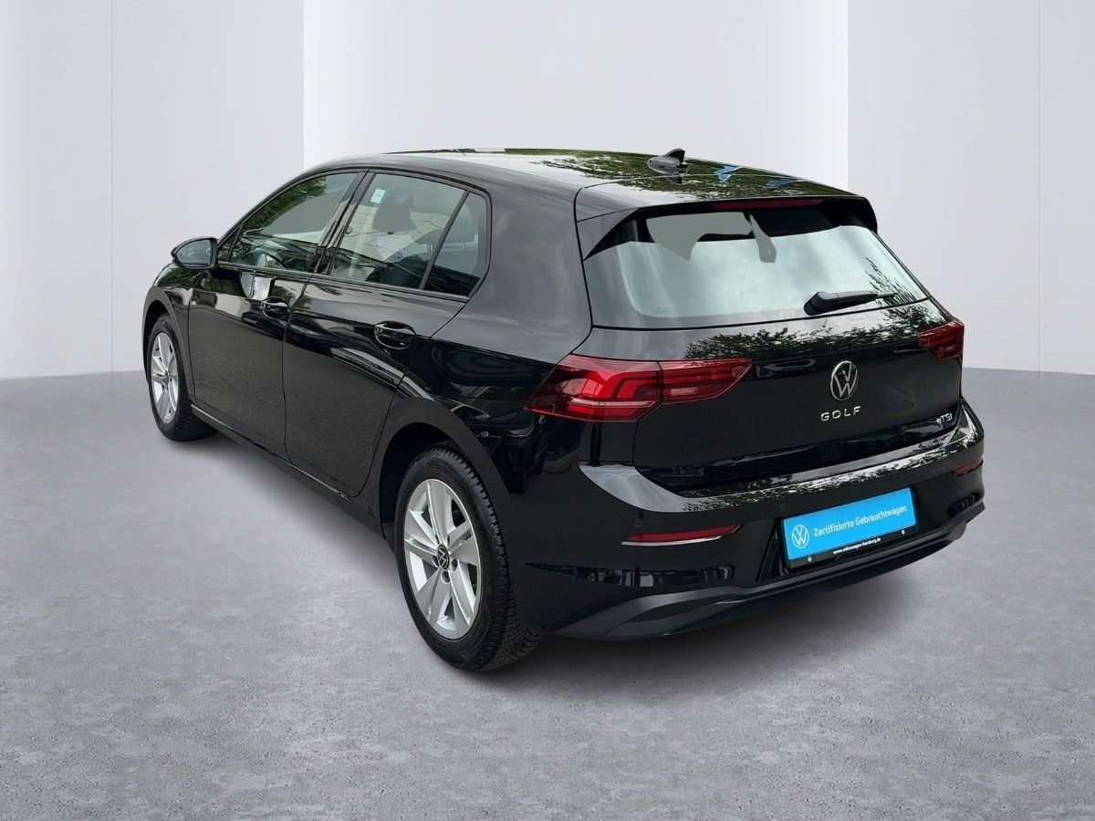 Volkswagen Golf VIII 1.5 eTSI DSG Life Ganzjahresreifen Rüc foto 3