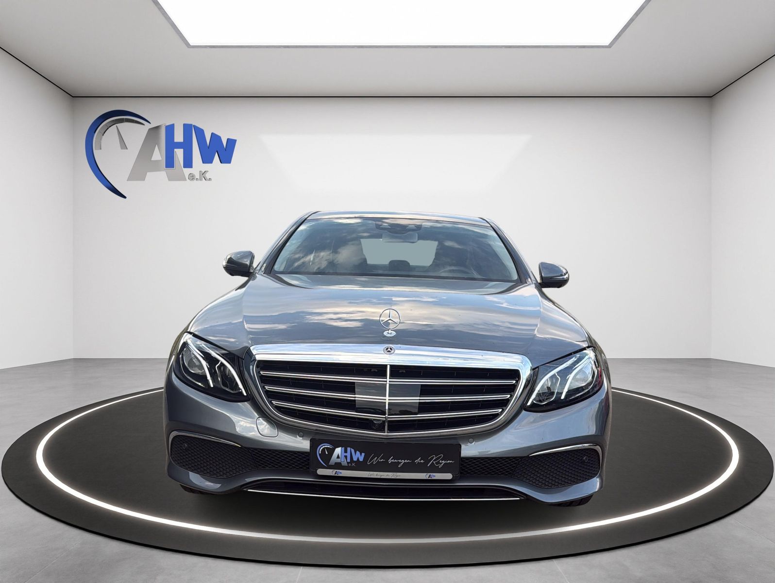 Mercedes-Benz E 200 4Matic Avantgarde Interieur imagem 3