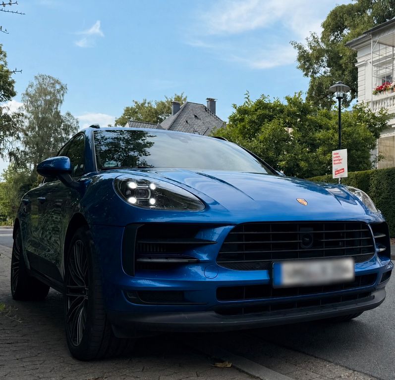 Image of Porsche Macan