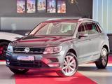 Volkswagen Tiguan Comfortline 4Motion ACC DSG Virtual Navi - Volkswagen Tiguan mit Diesel-Antrieb: Grau
