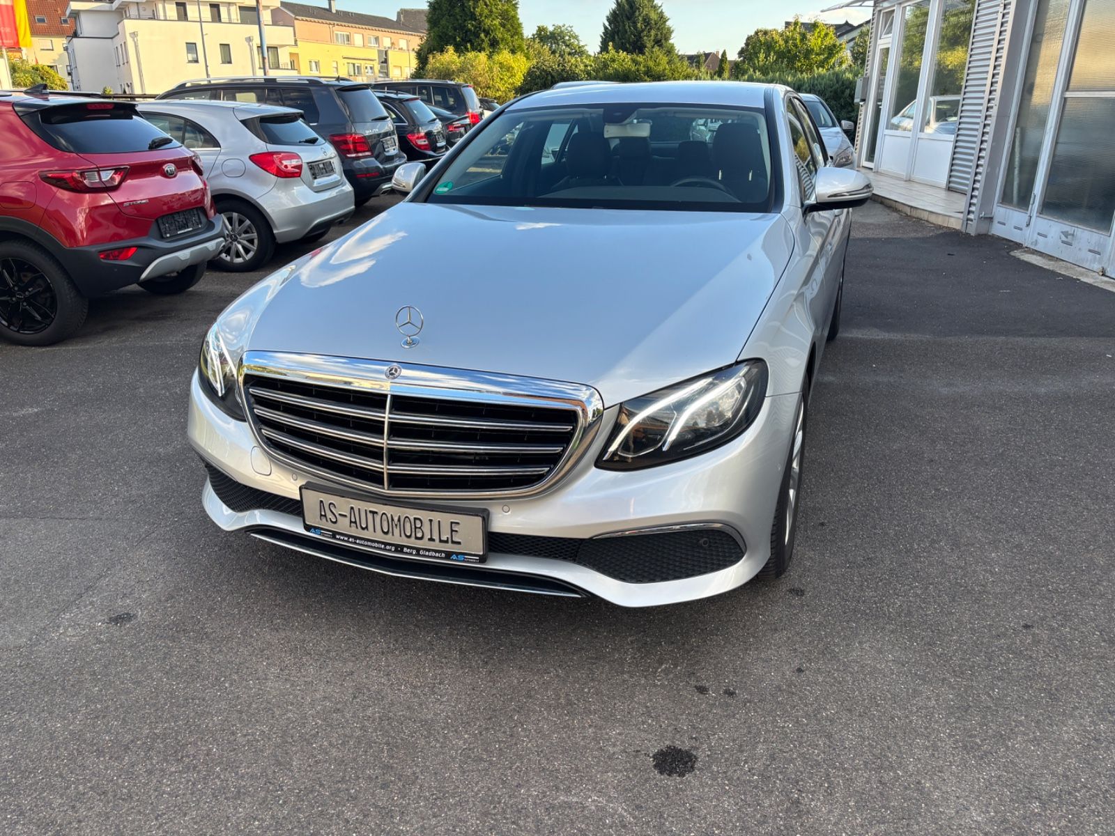 Mercedes E 200 - 1