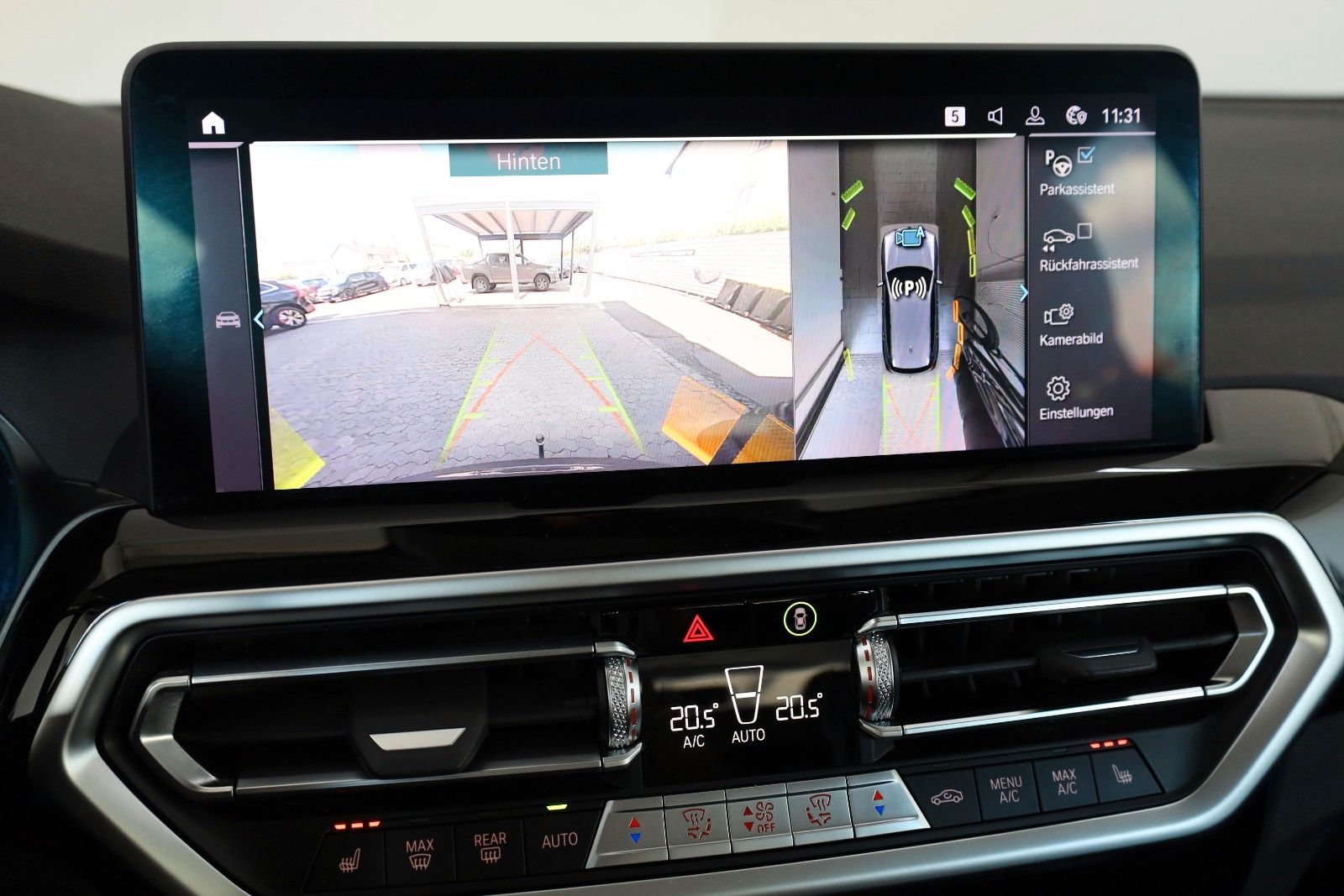 Fahrzeugabbildung BMW X3 xDrive30e,Leder,Navi,LED,SH,360Kamera,SportSi