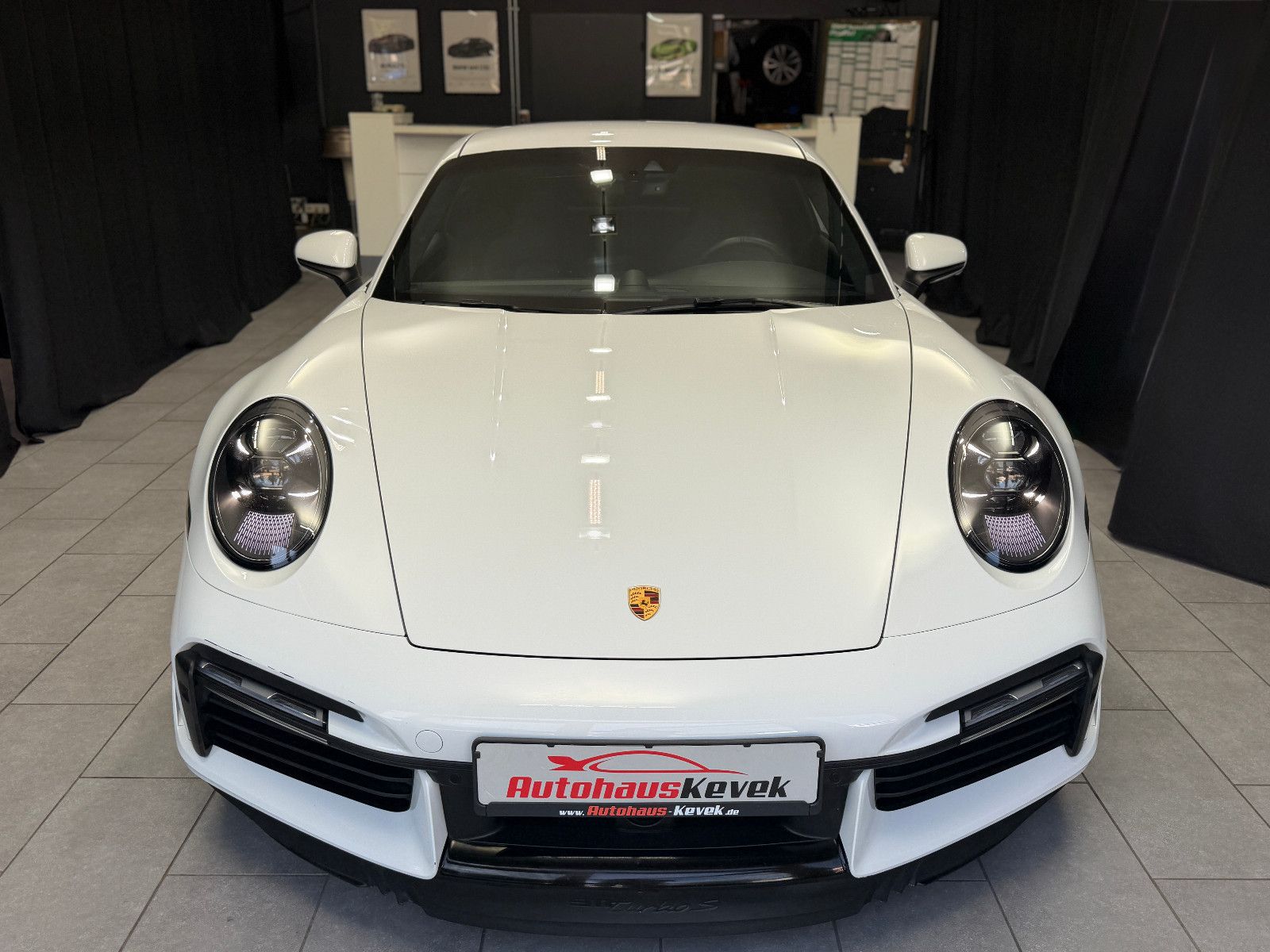 Fahrzeugabbildung Porsche 992 Turbo S|AERO-PAKET|BRABUS|BOSE|ACC|KW