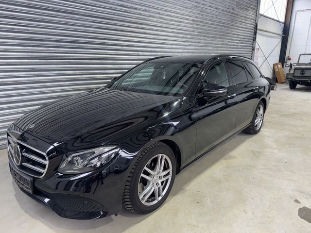 MERCEDES-BENZ E 220 E T-Modell E 220 d Leder Navi Pnorama Kame