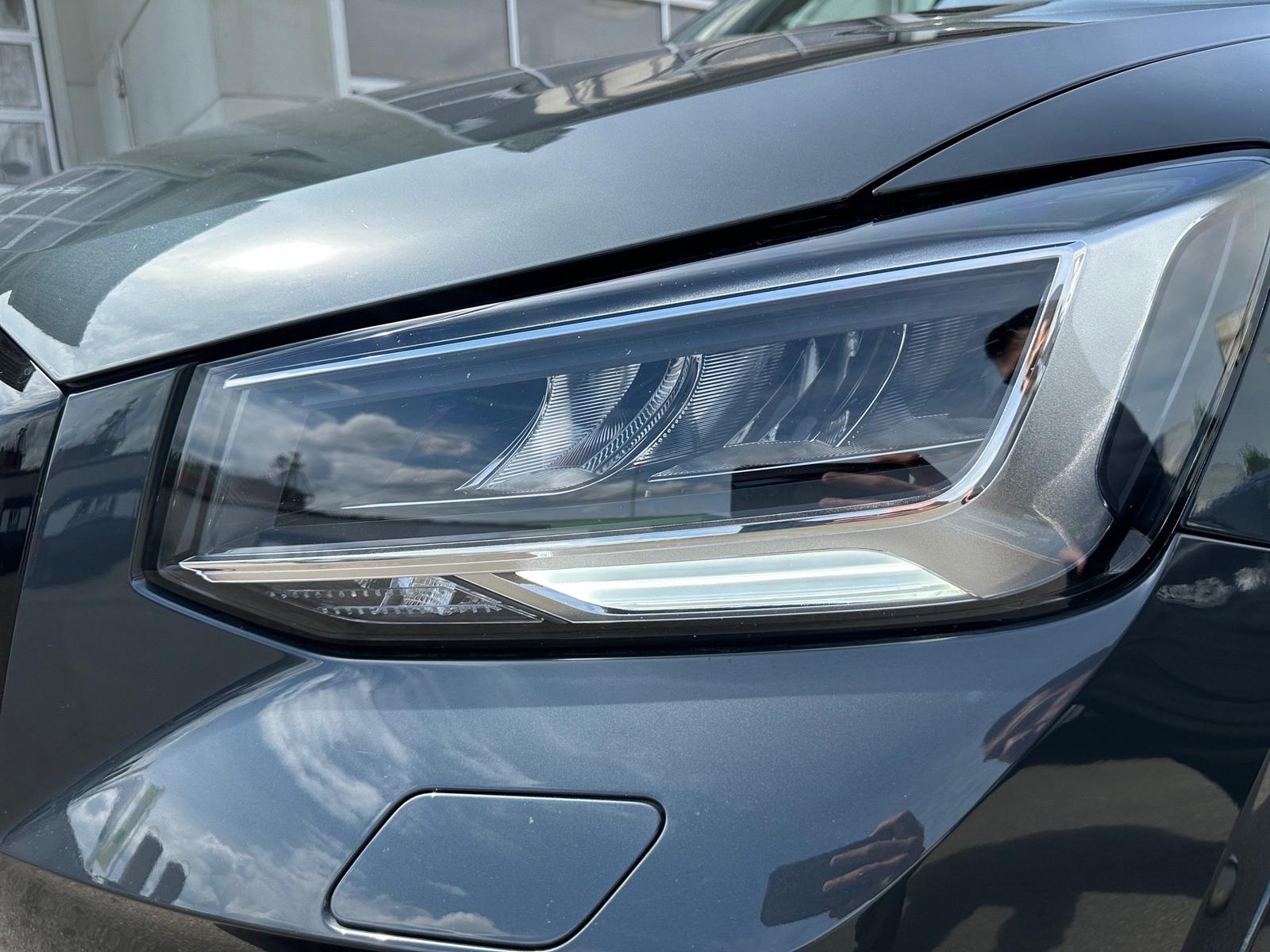 Audi Q2 advanced NAVI*LED*RFK*17LM*LEDER*GRA*5J GAR, миниатюра 4