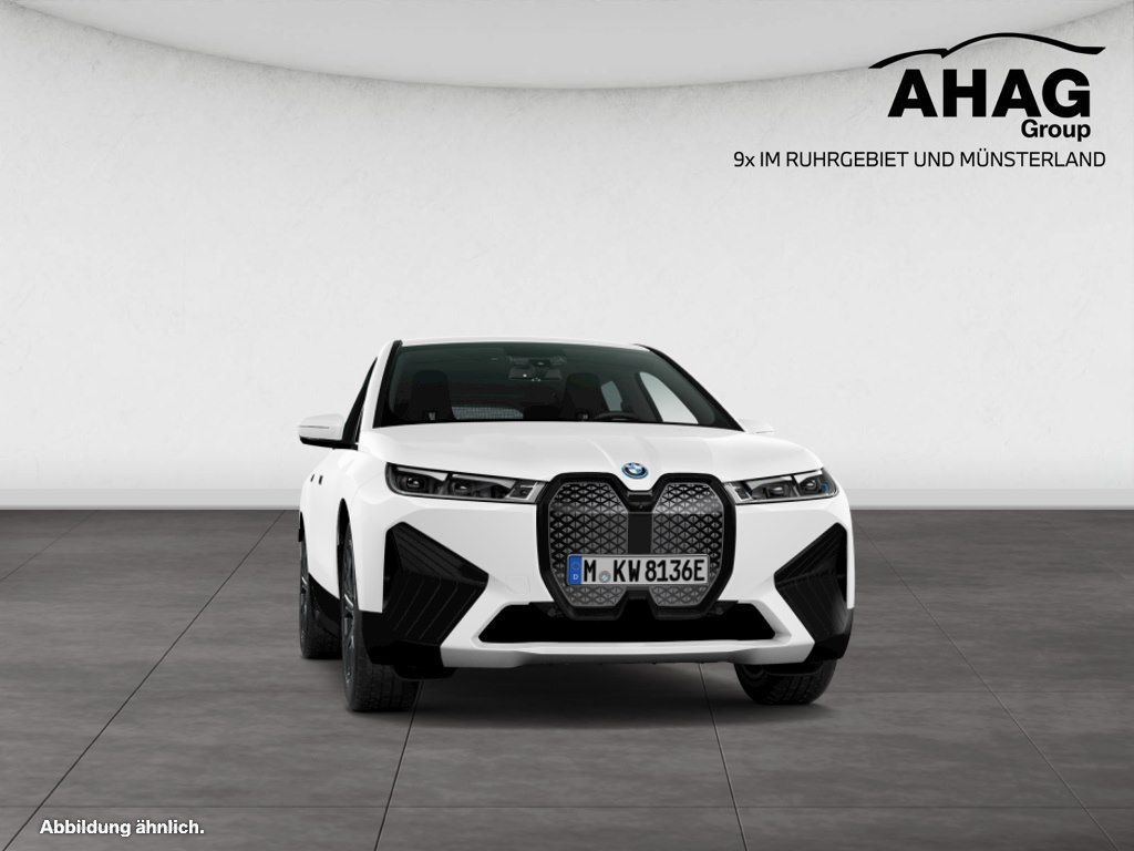BMW iX - Bild 10
