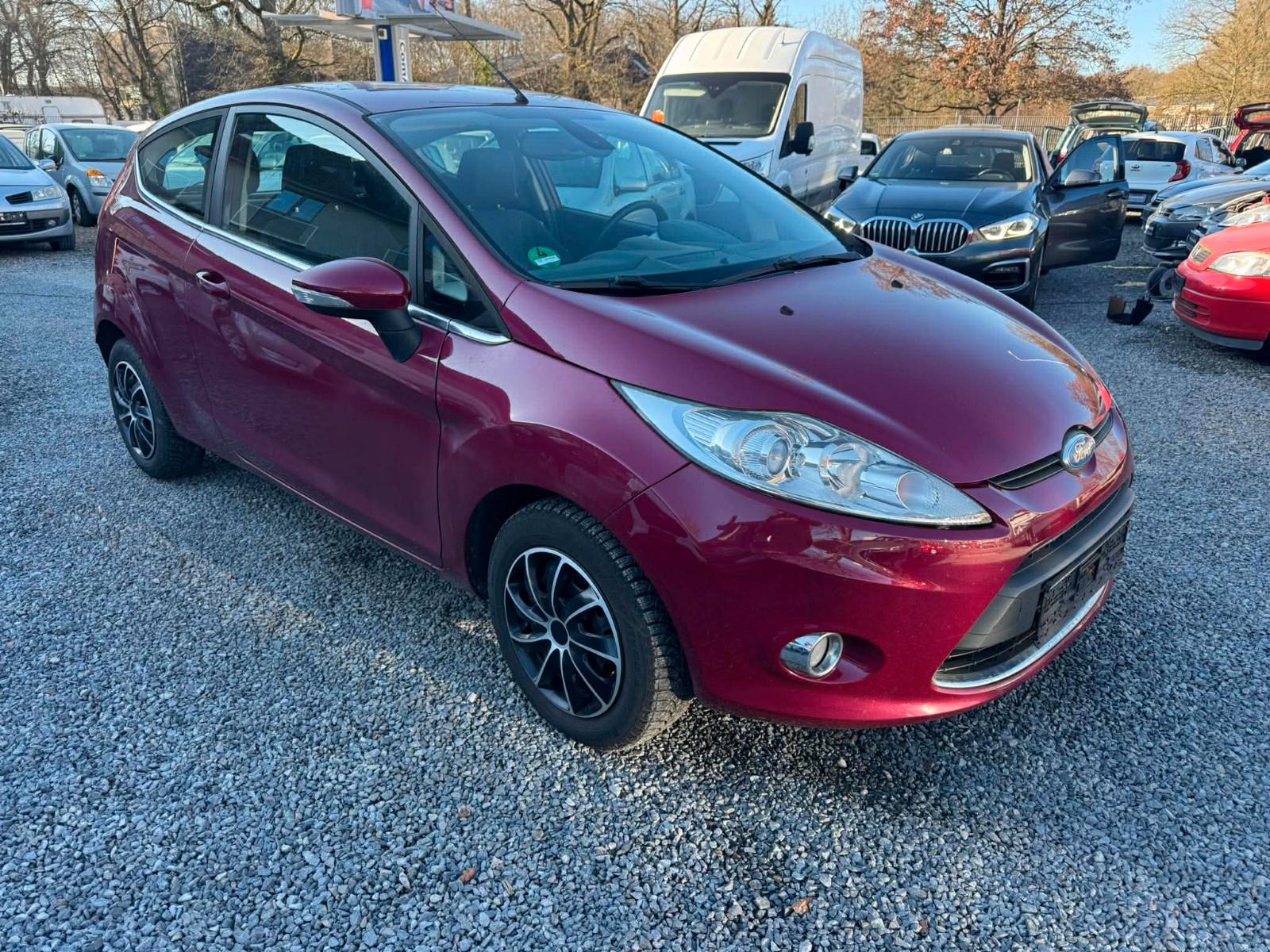 Ford Fiesta 1,25 Titanium Klimaanlage Sitzheizung