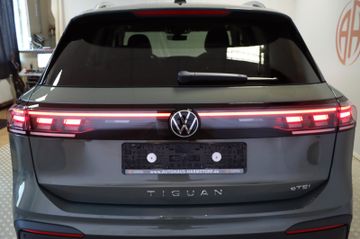 Volkswagen Tiguan 1.5 eTSI AHK Pano StHz 19 Zoll