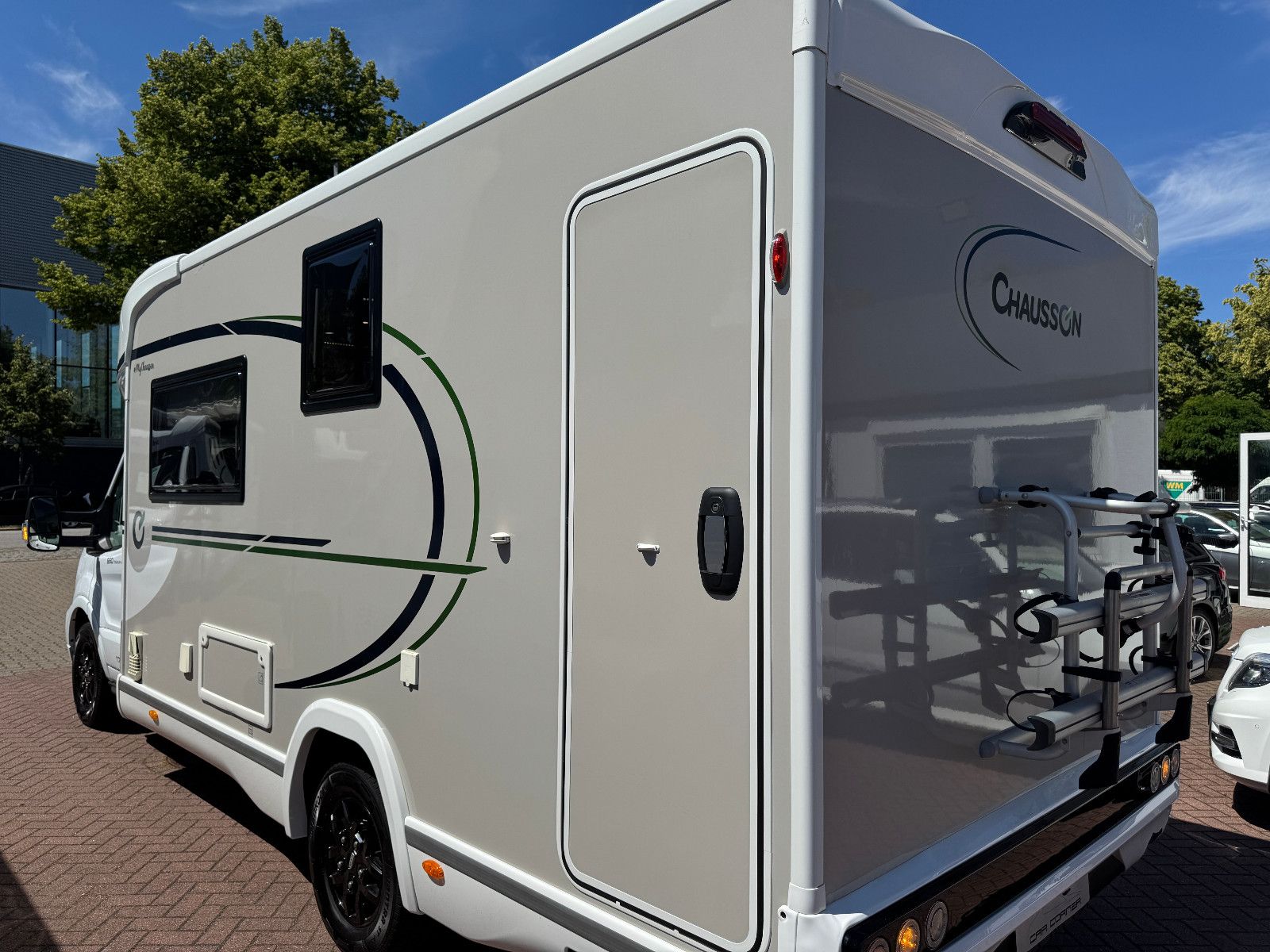 Chausson 660 TITANIUM ULTIMATE AUTOMATIK SOLAR TV SAT HUB