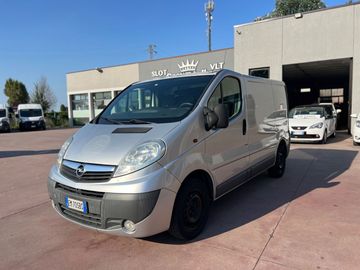 Opel Vivaro - 1